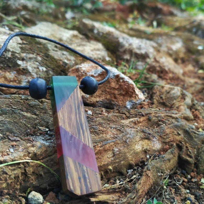 Wooden Resin Necklace X8